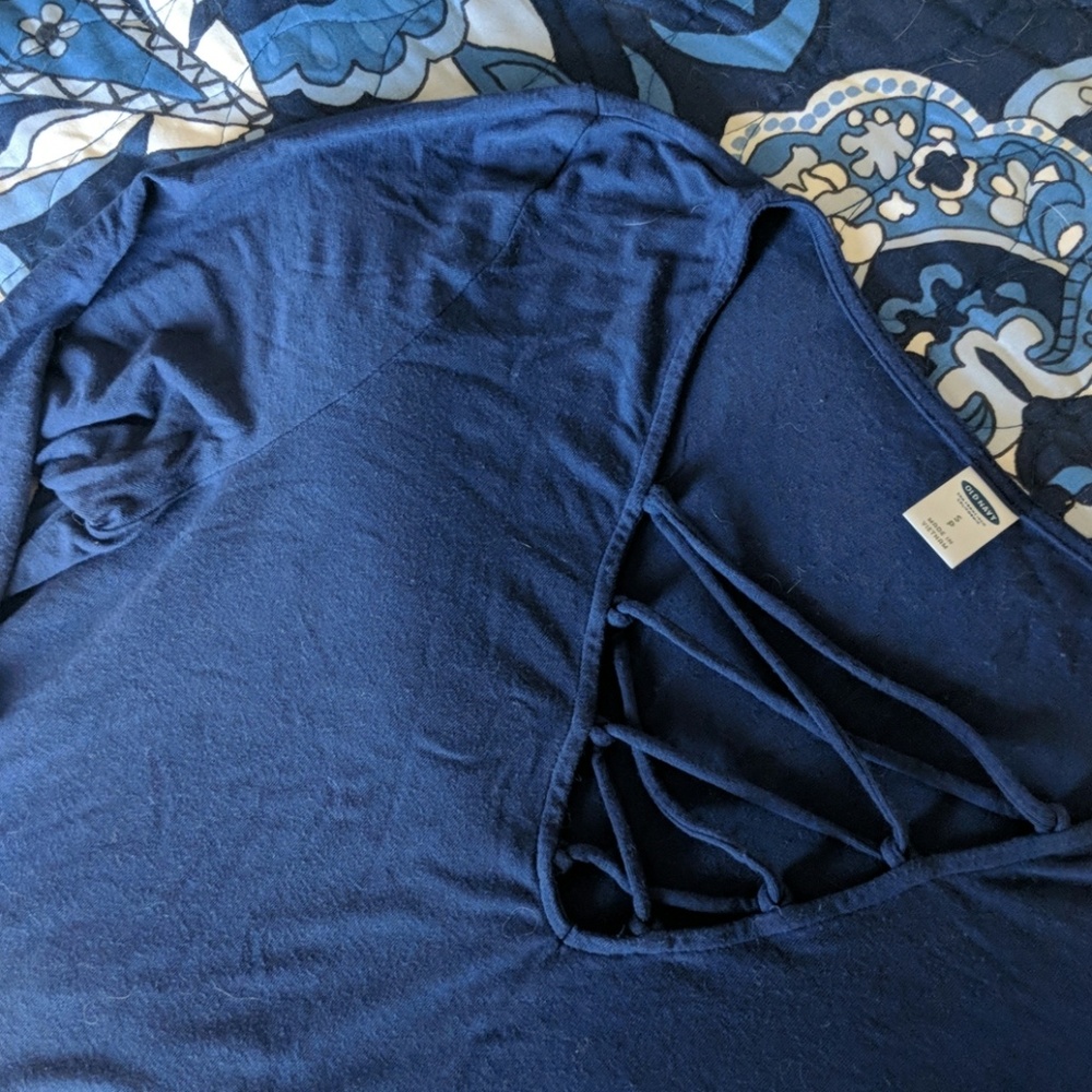 Old Navy top